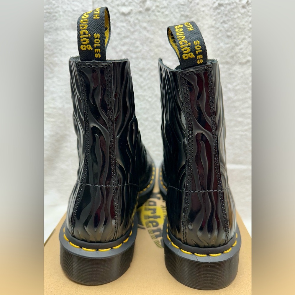 Dr Martens 1460 Pascal Zebra Gloss Boots-New In Box! - Picture 7 of 10